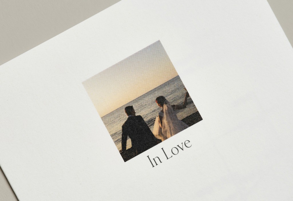 In Love 청첩장 미리보기 1